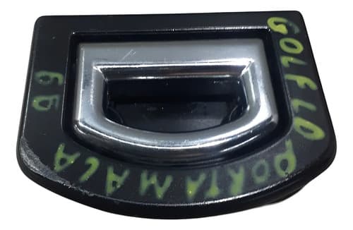 Gancho Puxador Porta Mala Vw Golf 1998 A 2002 — foto 1 de 6