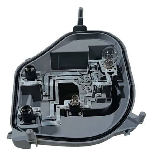 Soquete Circuito Lanterna Traseira Direita Polo Tsi 1.0 18 Branco — foto 1 de 6