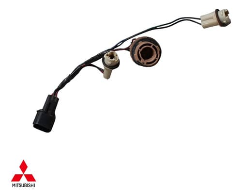Chicote Lanterna Esquerda Mitsubishi L200 Triton 2008/2010 — foto 1 de 6
