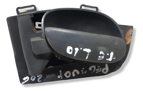 Maçaneta Interna Lado Direito Peugeot 206 2001/08 Cinza Traseira — foto 1 de 5