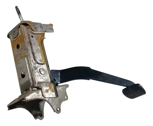 Pedal Embreagem Nissan Frontier 2.8 2005 A 2006 — foto 1 de 6