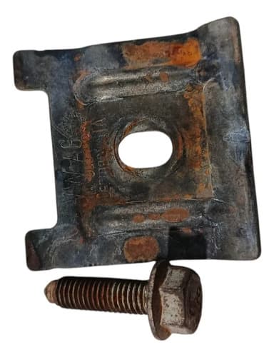 Suporte Fixação Bateria Gol Voyage Saveiro G5 G6 2012 A 2018 — foto 1 de 7