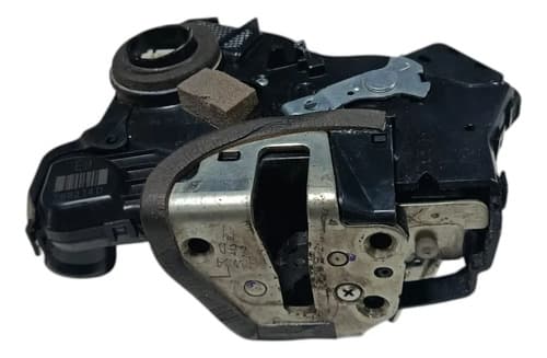 Fechadura Porta Traseira Esquerda Toyota Corolla 2018 1.8 — foto 1 de 6