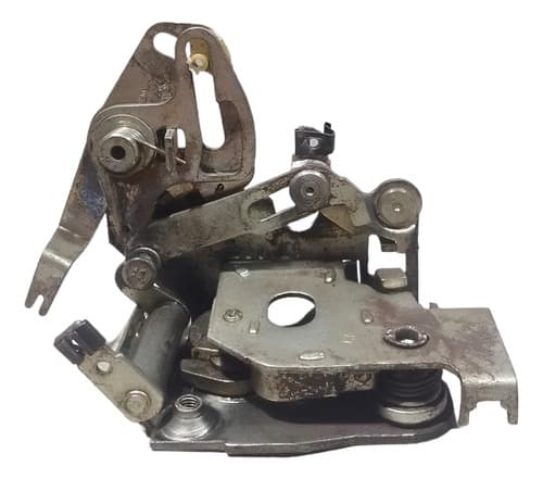 Fechadura Porta Esquerda Gm Chevette 1986 — foto 1 de 5